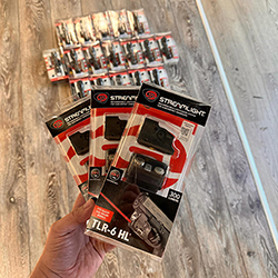 Streamlight TLR-6 HL Glock Rail Taktická LED svítilna 300lm s červeným laserem - 3x aku, nabíječ, černá